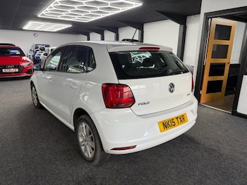 Used Volkswagen Polo 2015 for sale - 76642346: Photo