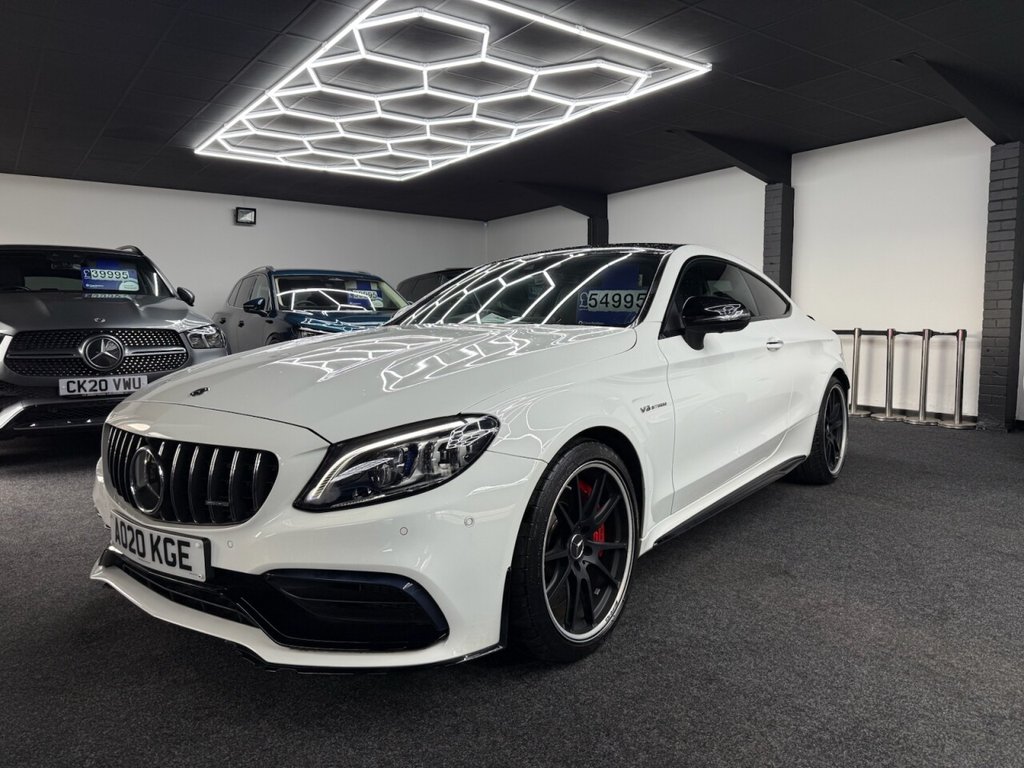 Used Mercedes-Benz C Class 2020 for sale - 76396197: Photo 2