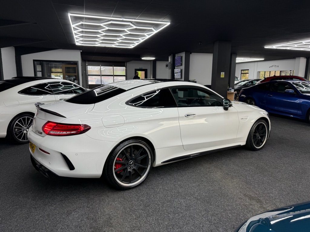 Used Mercedes-Benz C Class 2020 for sale - 76396197: Photo 8