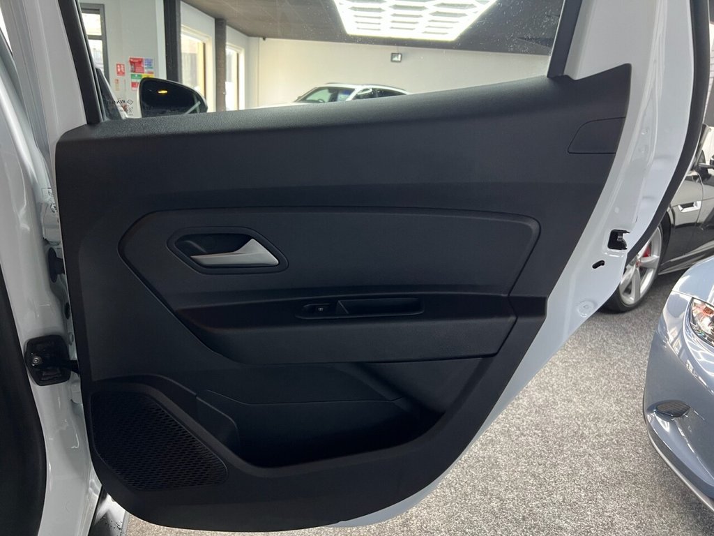 Used Dacia Duster 2023 for sale - 77655133: Photo 38