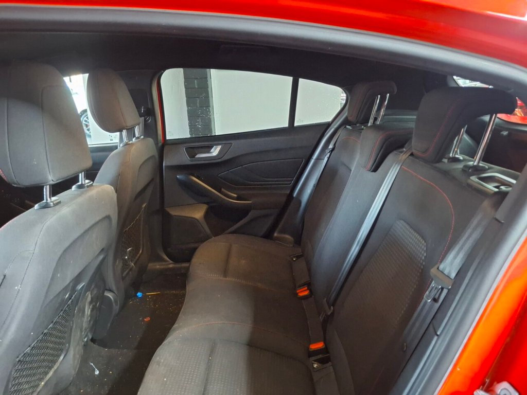 Used Ford Focus 2021 for sale - 76784240: Photo 7