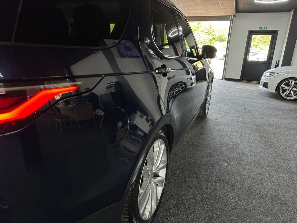 Used Land Rover Discovery 2021 for sale - 76376241: Photo 12
