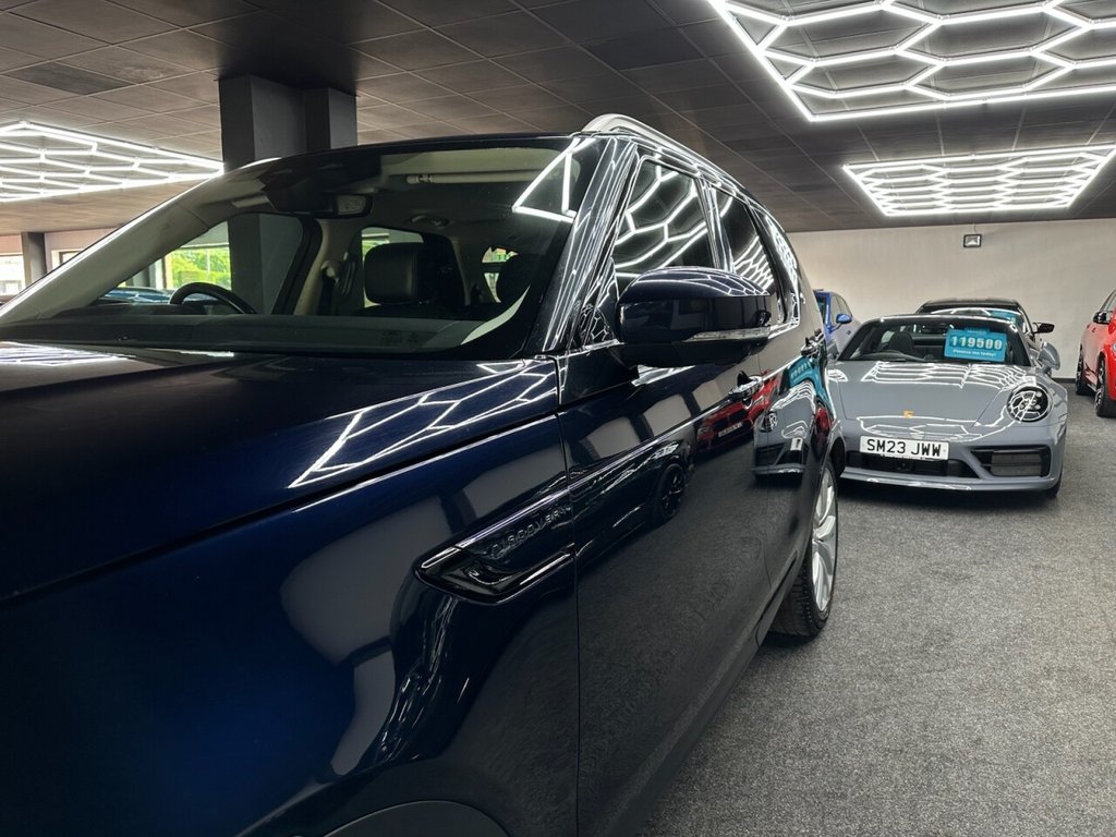 Used Land Rover Discovery 2021 for sale - 76376241: Photo 23