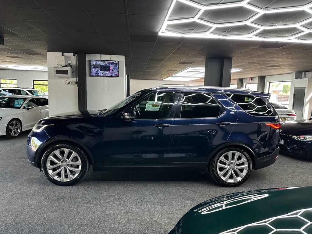 Used Land Rover Discovery 2021 for sale - 76376241: Photo 3