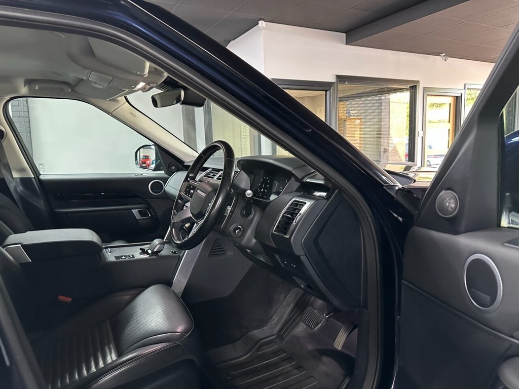 Used Land Rover Discovery 2021 for sale - 76376241: Photo 32