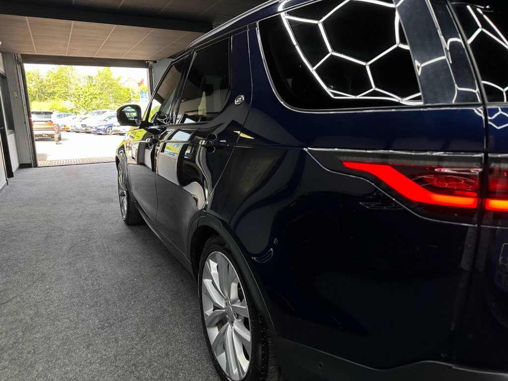 Used Land Rover Discovery 2021 for sale - 76376241: Photo 6