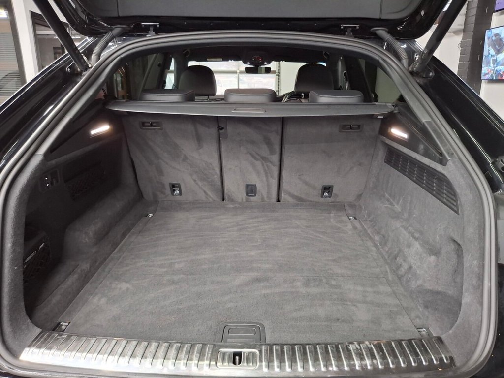 Used Audi Q8 2021 for sale - 76768806: Photo 44