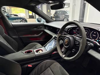 Used Porsche Taycan 2023 for sale - 79632555: Photo
