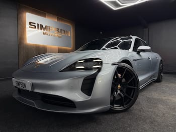 Used Porsche Taycan 2023 for sale - 79632555: Photo