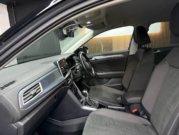 Used Volkswagen T-Roc 2023 for sale - 79530758: Photo