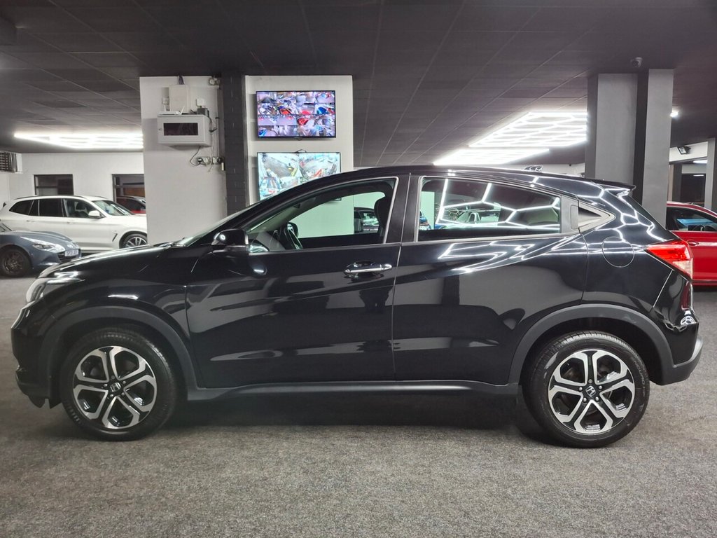 Used Honda HR-V 2018 for sale - 76768419: Photo 3