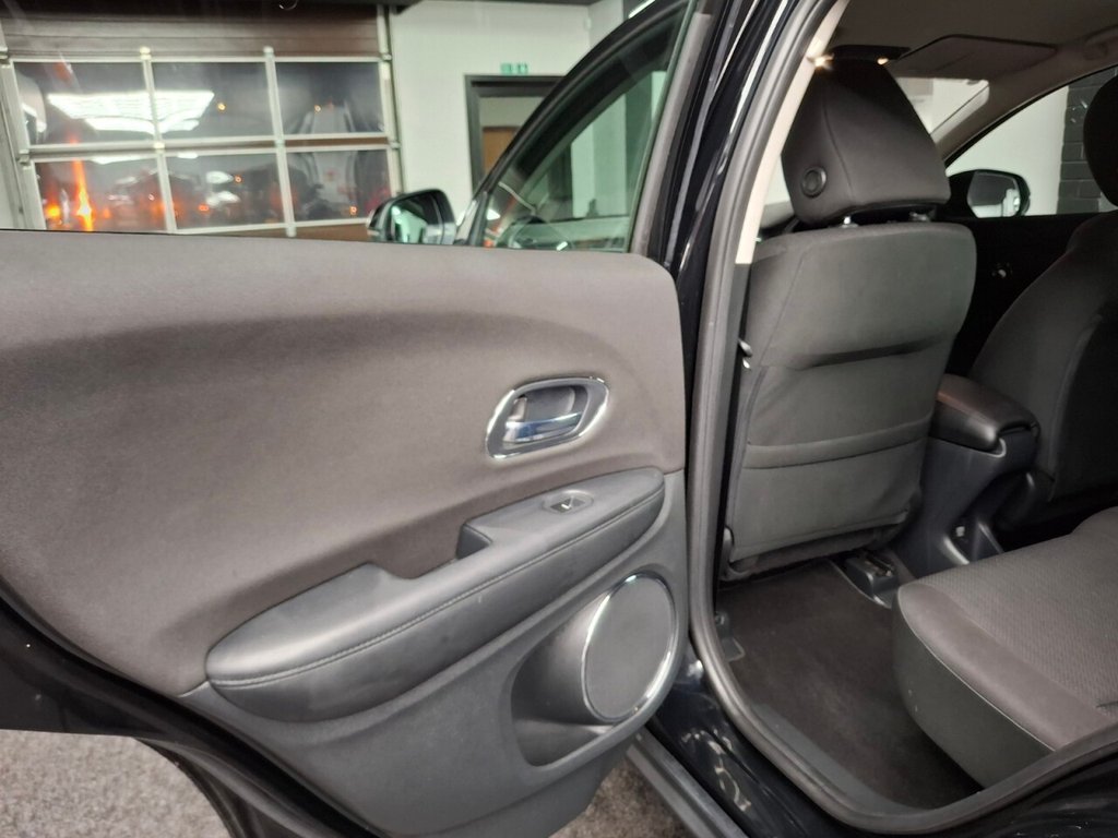 Used Honda HR-V 2018 for sale - 76768419: Photo 40