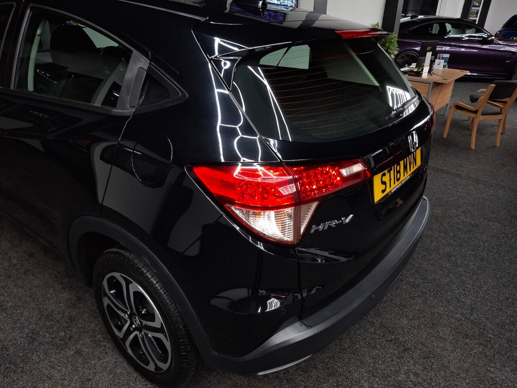 Used Honda HR-V 2018 for sale - 76768419: Photo 7