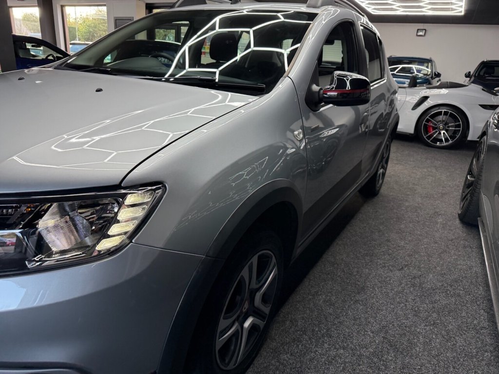 Used Dacia Sandero Stepway 2019 for sale - 76985721: Photo 24