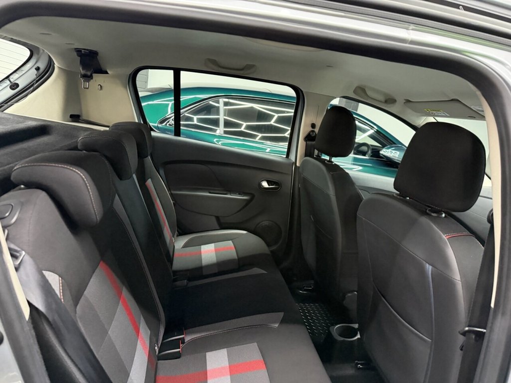 Used Dacia Sandero Stepway 2019 for sale - 76985721: Photo 40