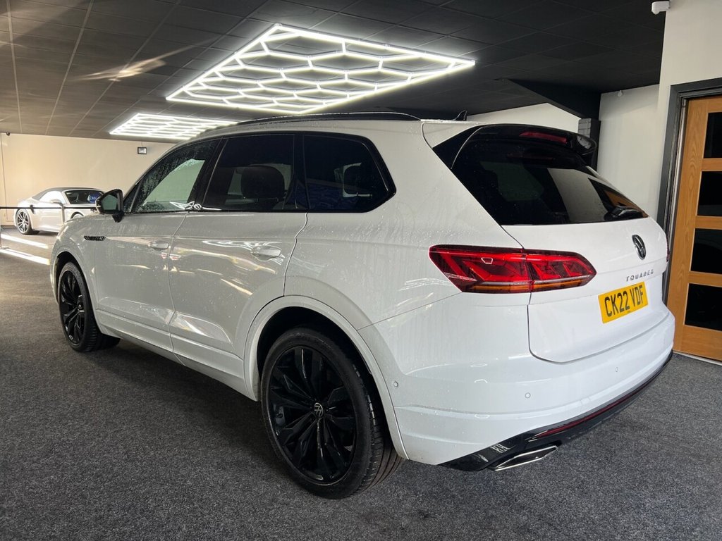 Used Volkswagen Touareg 2022 for sale - 77692479: Photo 3