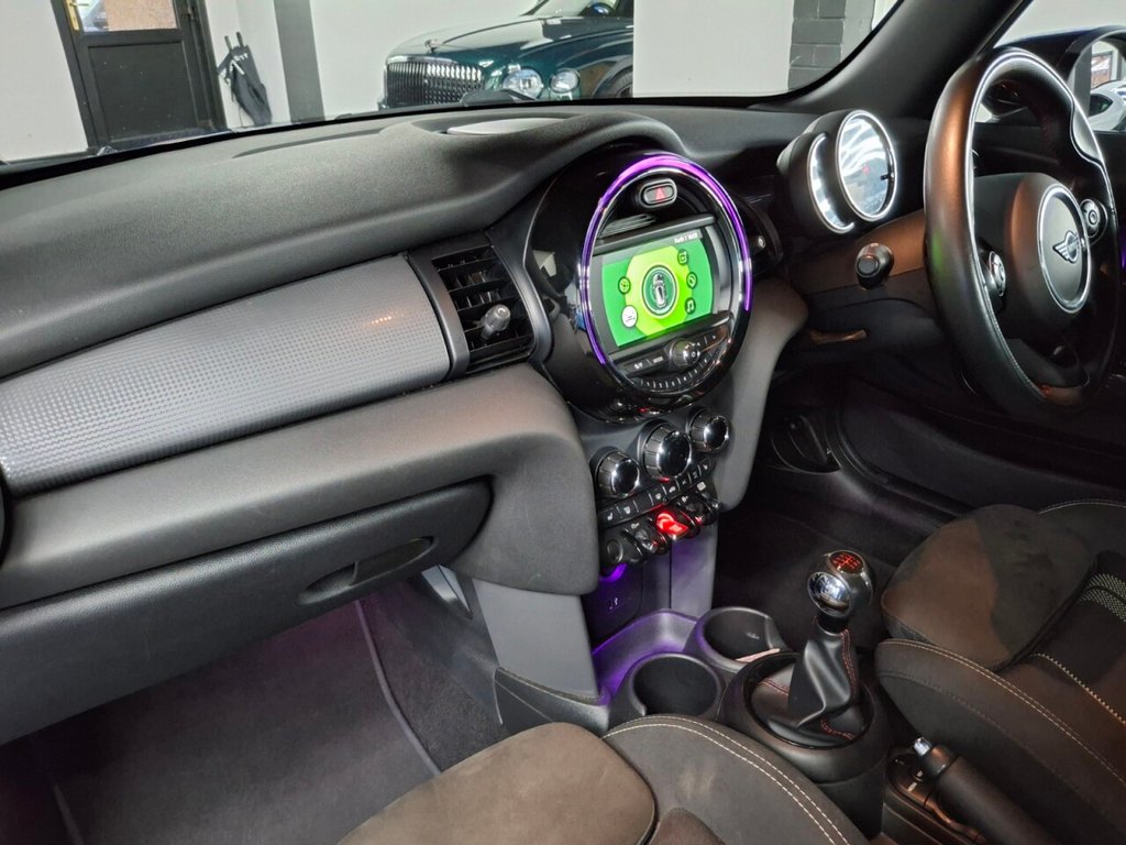 Used MINI Hatch 2020 for sale - 76376160: Photo 29