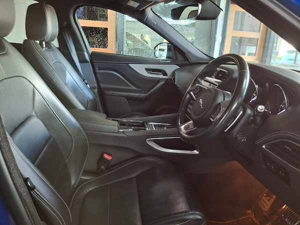 Used Jaguar F-Pace 2019 for sale - 76235681: Photo 5