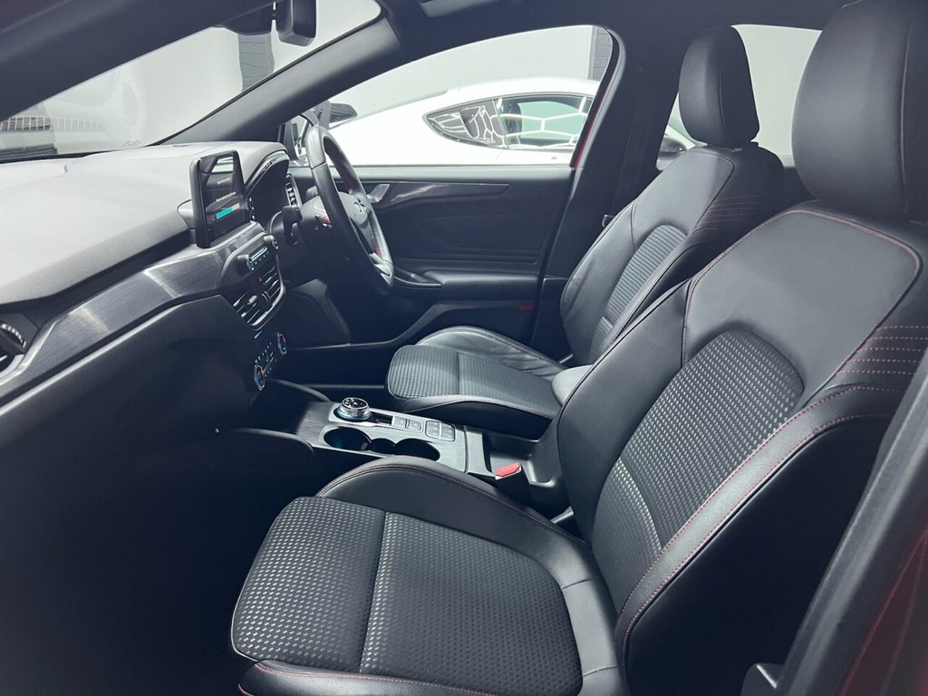 Used Ford Focus 2018 for sale - 77780413: Photo 2