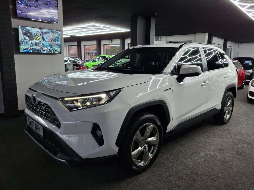 Used Toyota RAV4 2022 for sale - 76210708: Photo 2