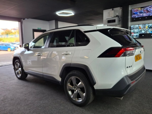 Used Toyota RAV4 2022 for sale - 76210708: Photo 3