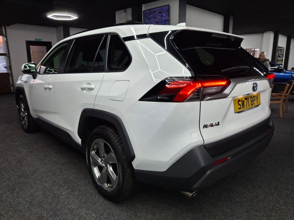 Used Toyota RAV4 2022 for sale - 76210708: Photo 4