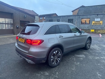 Used Mercedes-Benz GLC 2019 for sale - 76535825: Photo