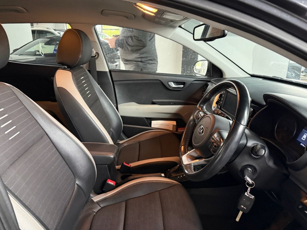 Used Kia Stonic 2019 for sale - 76256684: Photo 5