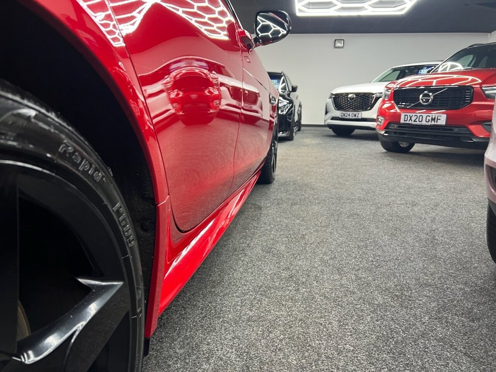 Used Jaguar XE 2019 for sale - 77236582: Photo 12