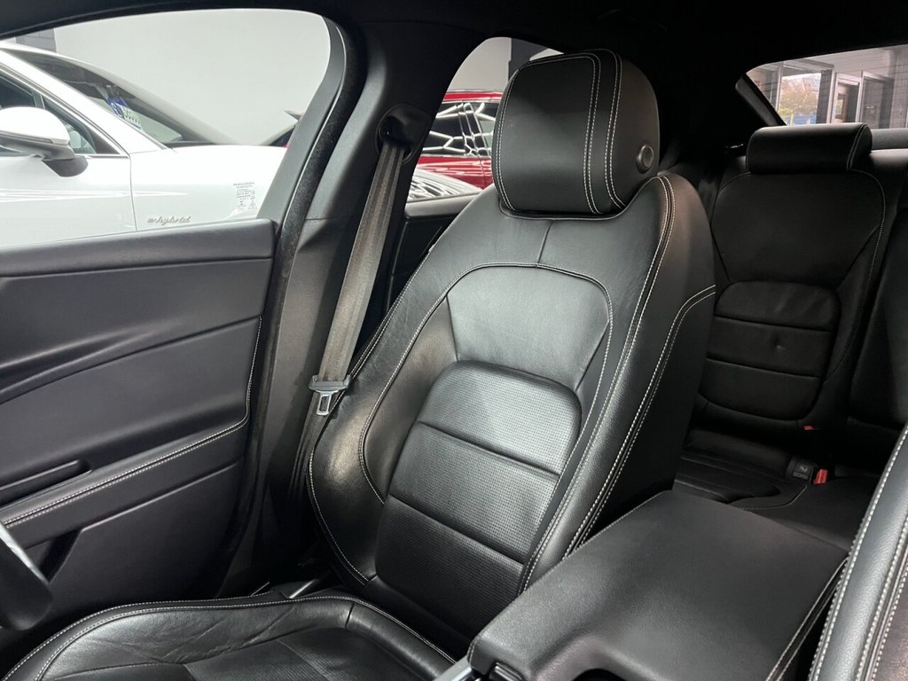 Used Jaguar XE 2019 for sale - 77236582: Photo 28