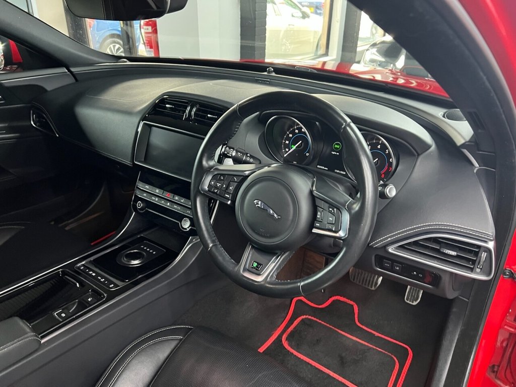 Used Jaguar XE 2019 for sale - 77236582: Photo 37