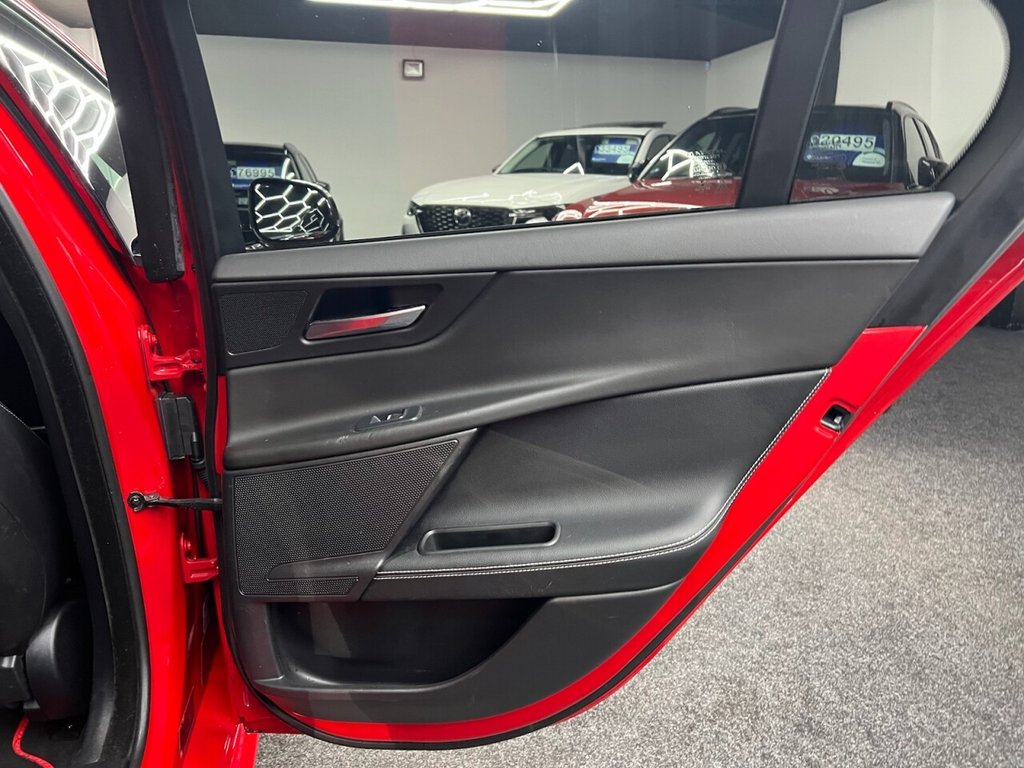 Used Jaguar XE 2019 for sale - 77236582: Photo 39