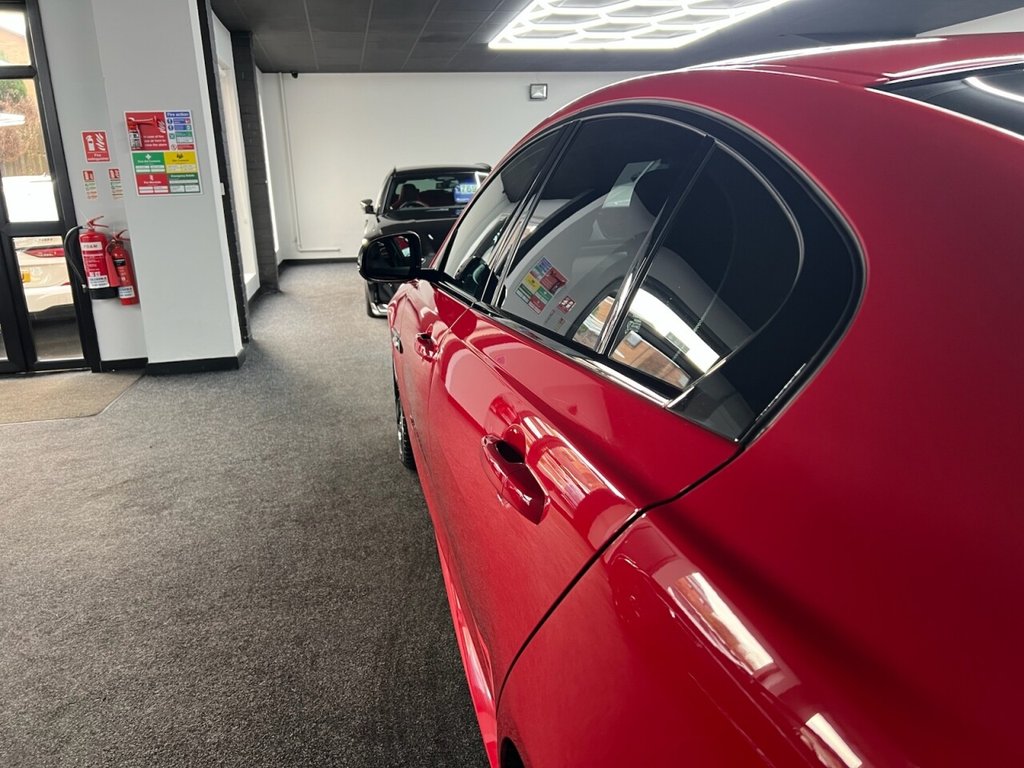 Used Jaguar XE 2019 for sale - 77236582: Photo 5