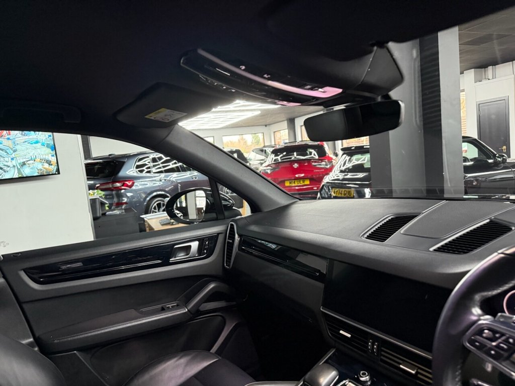 Used Porsche Cayenne 2018 for sale - 77477306: Photo 36