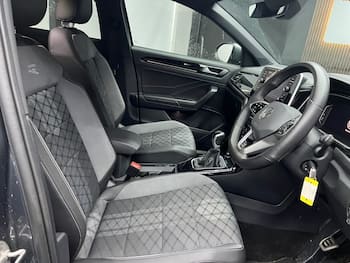 Used Volkswagen T-Roc 2023 for sale - 79843733: Photo