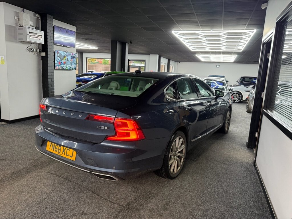 Used Volvo S90 2018 for sale - 76367493: Photo 2