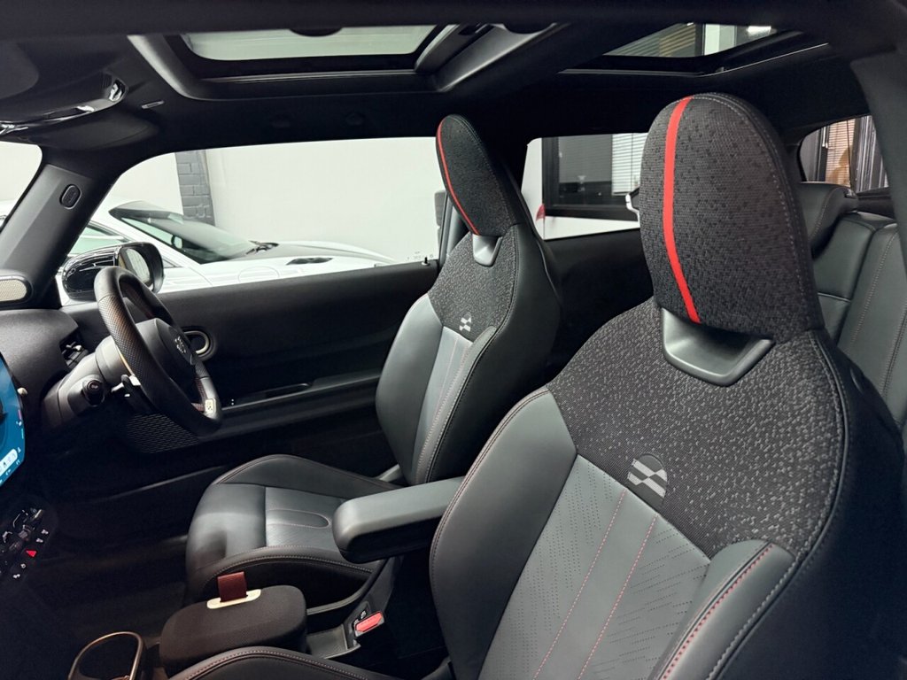 Used MINI Cooper 2024 for sale - 77499412: Photo 37