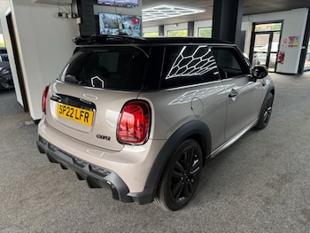 Used MINI Hatch 2022 for sale - 79562934: Photo