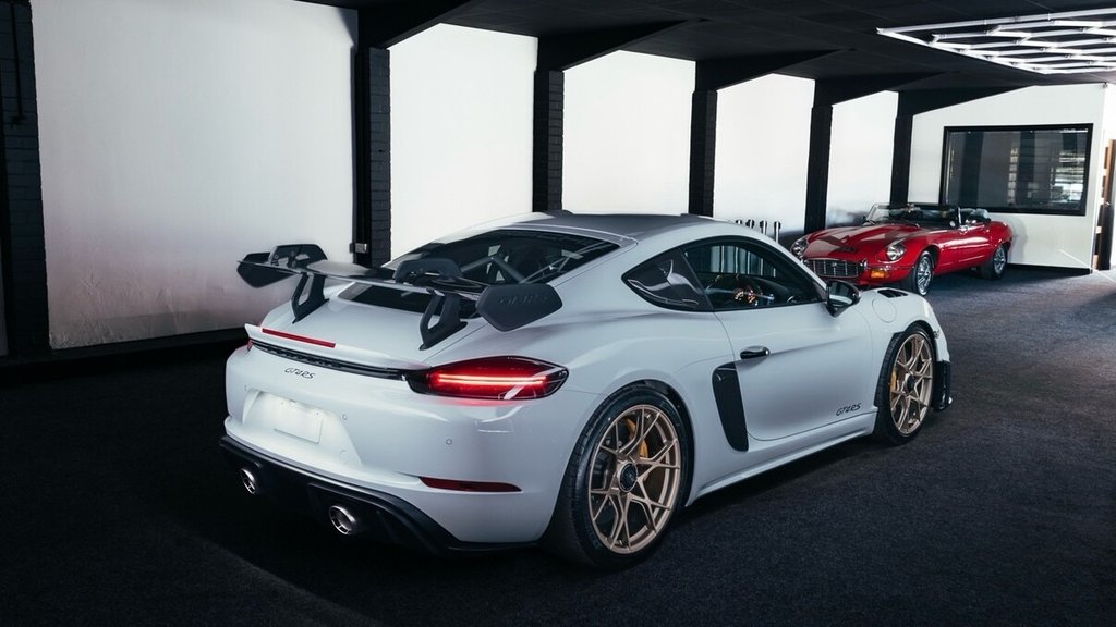 Used Porsche Cayman 2025 for sale - 76590828: Photo 14