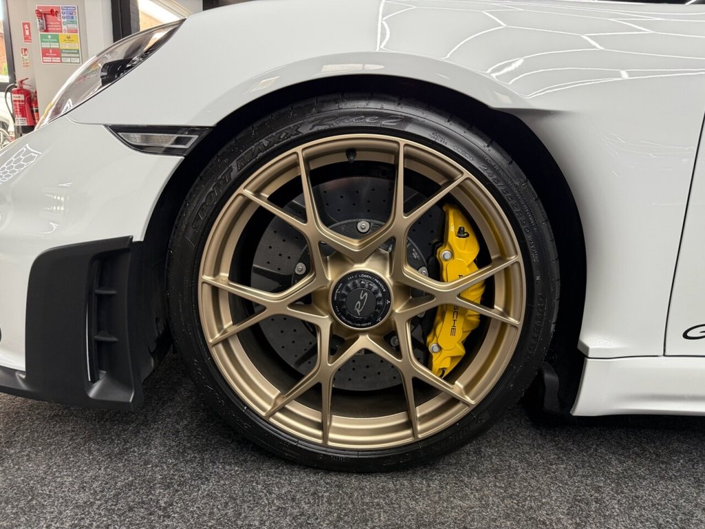 Used Porsche Cayman 2025 for sale - 76590828: Photo 37