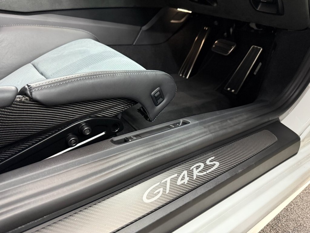 Used Porsche Cayman 2025 for sale - 76590828: Photo 47