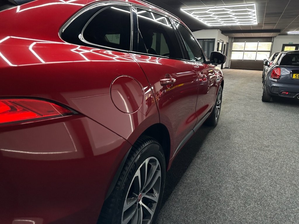 Used Jaguar F-Pace 2019 for sale - 76303793: Photo 12