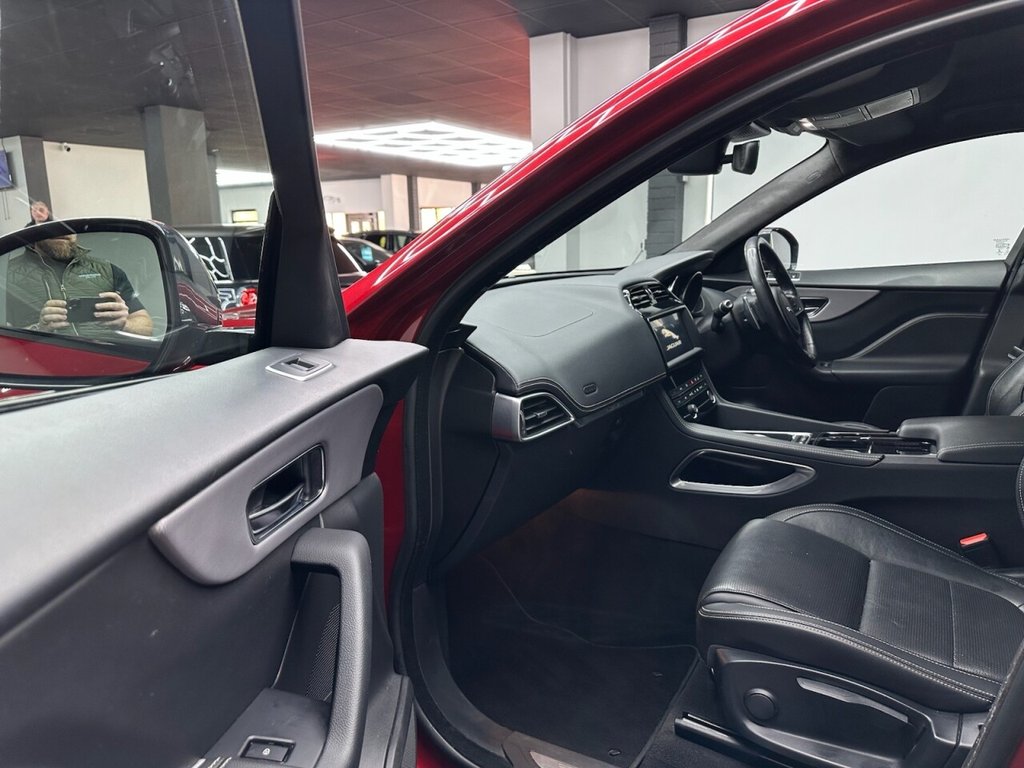 Used Jaguar F-Pace 2019 for sale - 76303793: Photo 26