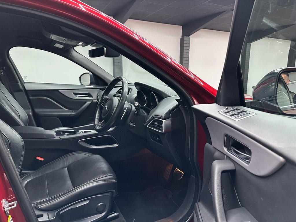 Used Jaguar F-Pace 2019 for sale - 76303793: Photo 31