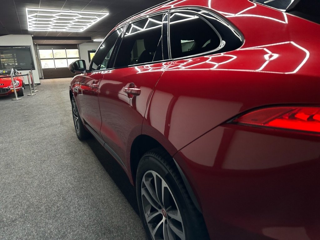 Used Jaguar F-Pace 2019 for sale - 76303793: Photo 6