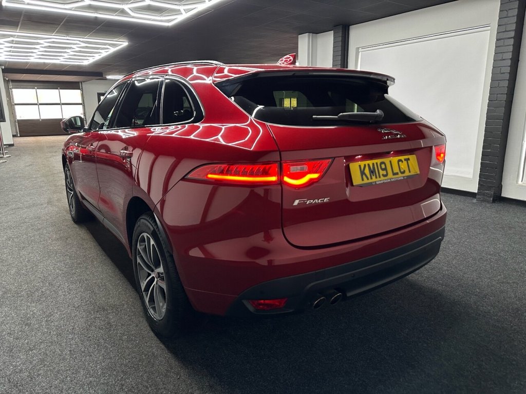 Used Jaguar F-Pace 2019 for sale - 76303793: Photo 7