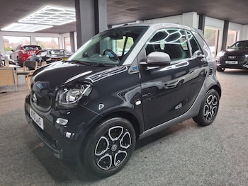 Used smart fortwo 2019 for sale - 76962587: Photo