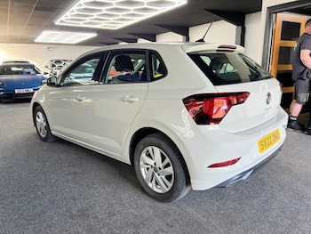Used Volkswagen Polo 2022 for sale - 78682683: Photo