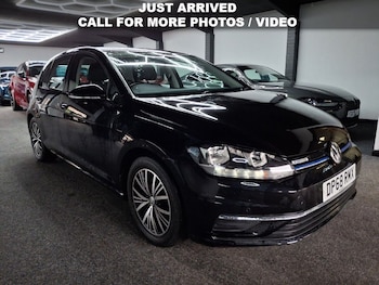 Volkswagen - Golf