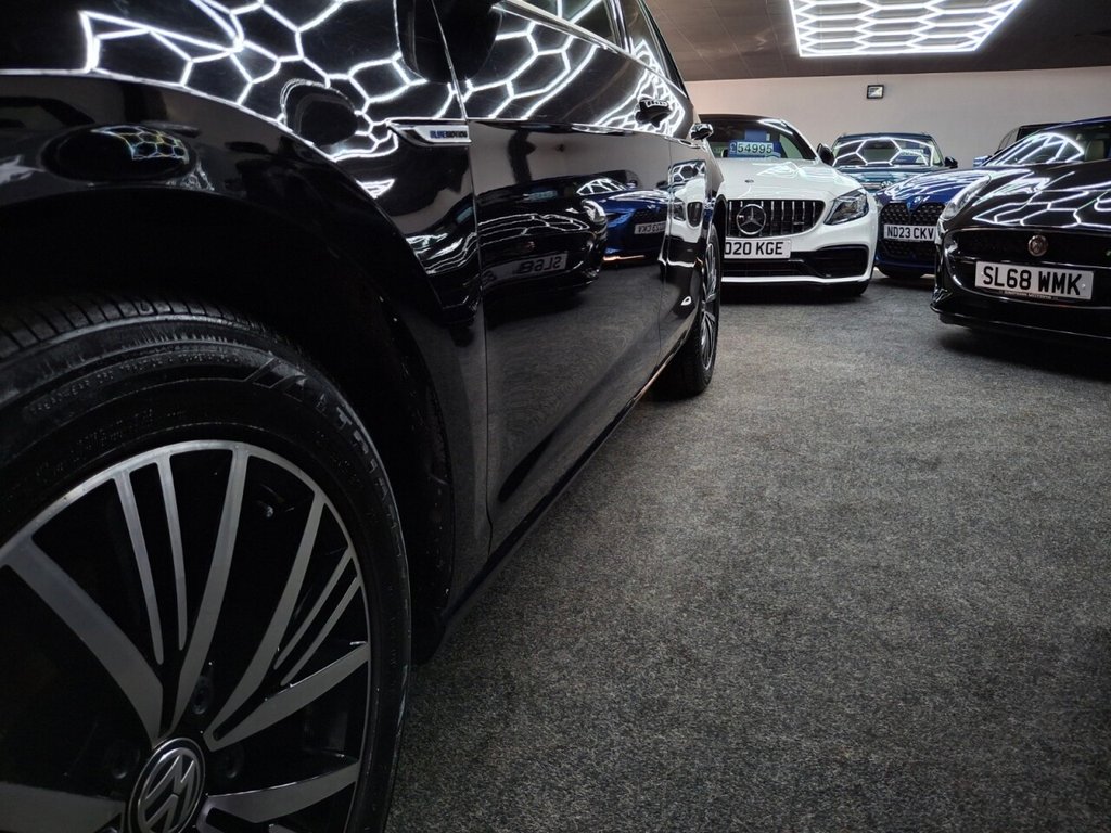 Used Volkswagen Golf 2019 for sale - 76081136: Photo 22